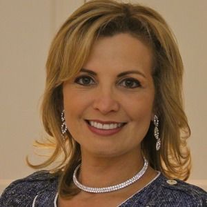 Meet your Posher, Linda